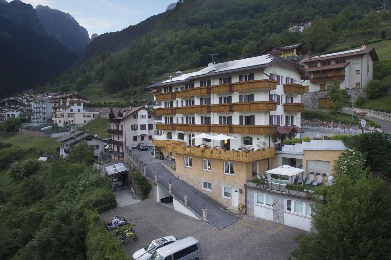 Hotel Olympia Molveno Kültér fotó