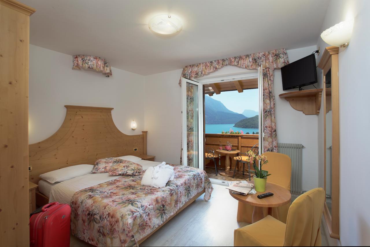 Hotel Olympia Molveno Kültér fotó